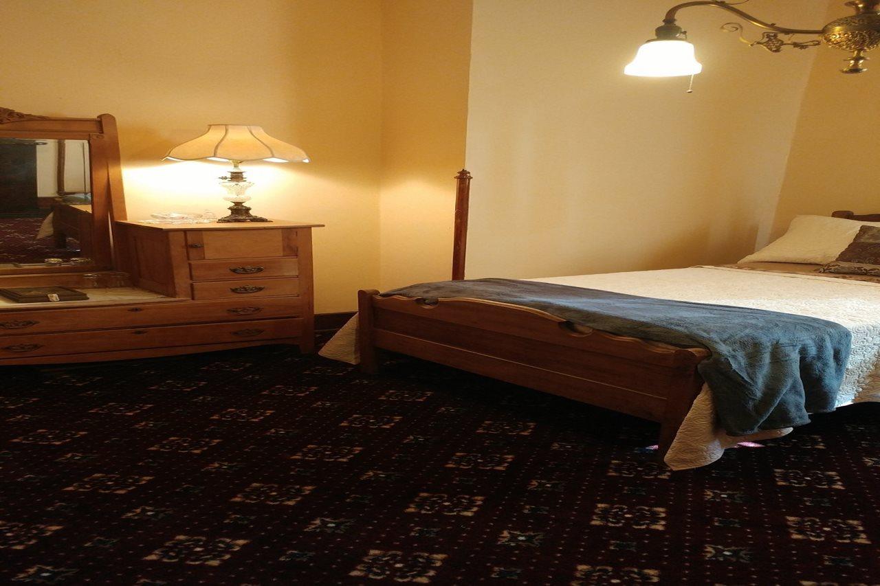 The Mitchell House Bed And Breakfast Circleville 外观 照片