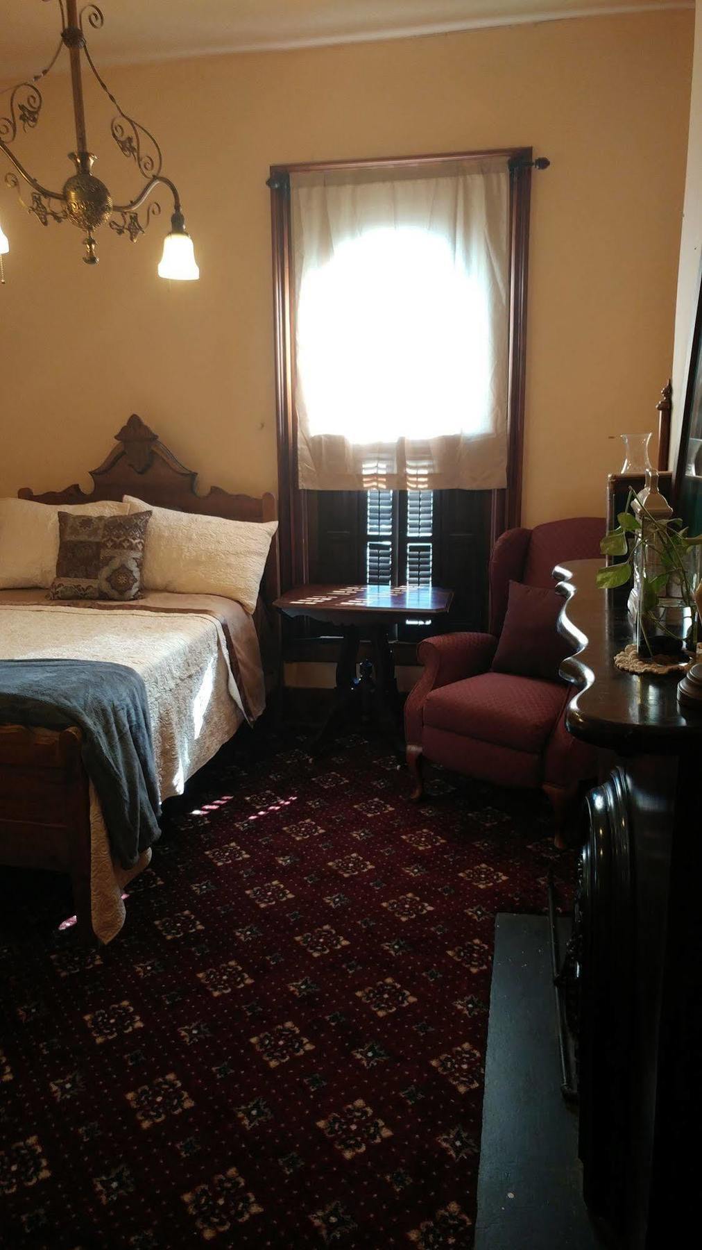The Mitchell House Bed And Breakfast Circleville 外观 照片
