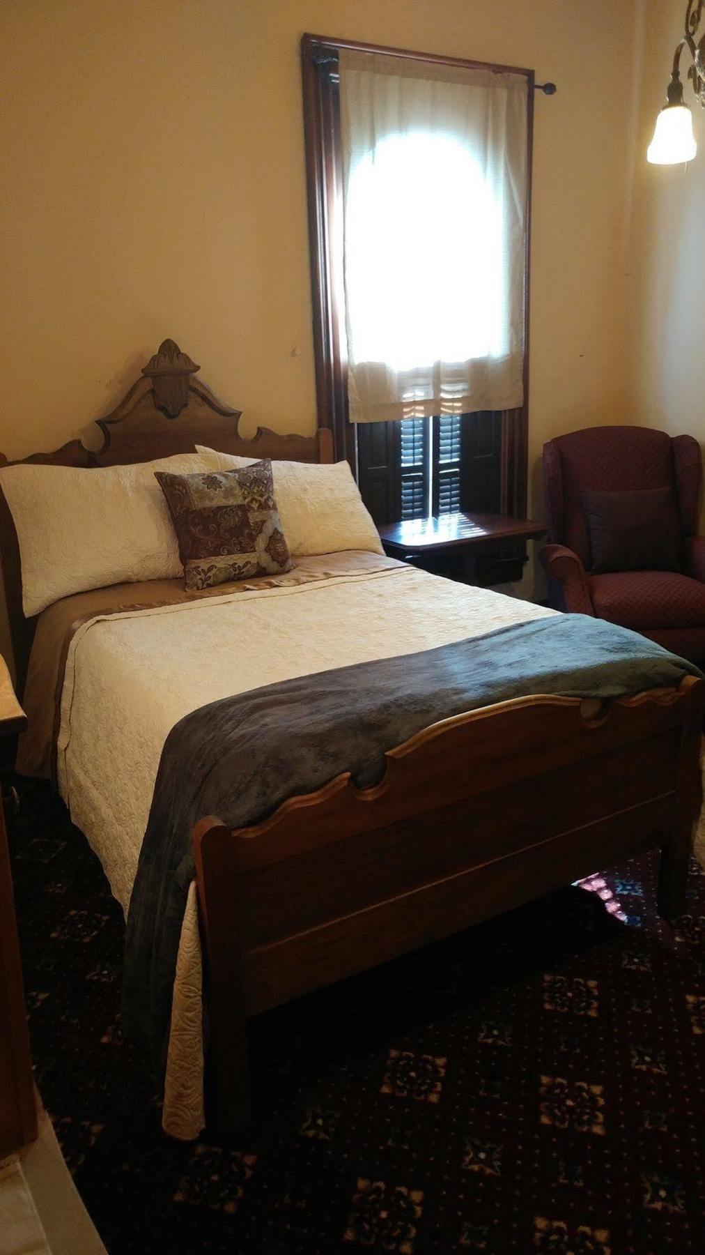 The Mitchell House Bed And Breakfast Circleville 外观 照片